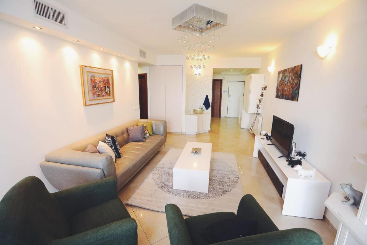Art Apartment In Mamila - Parking Best Location 2 Jeruzsálem Kültér fotó